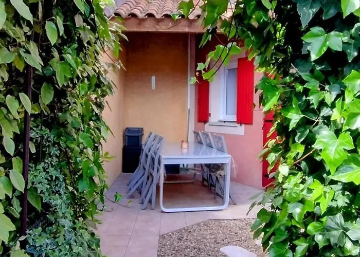 Maison Cosy Au Bord Du Canal, Piscine Et Parking Prázdninový dům *
